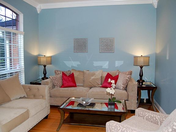 5th image of 324 Chicasaw Ct