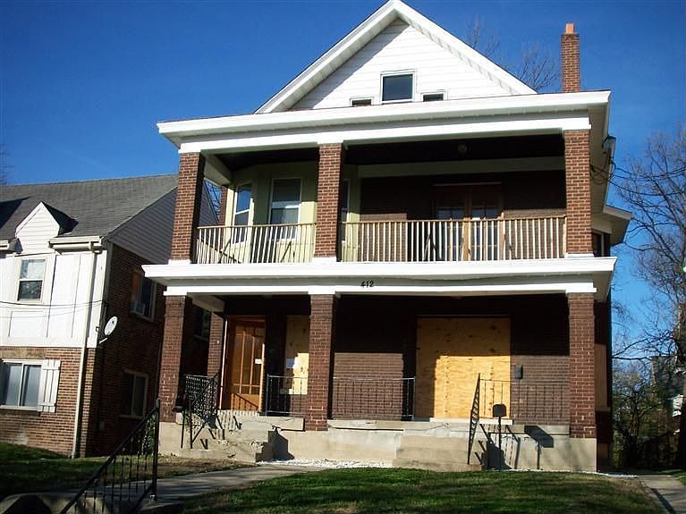 1st image of 412 E Mitchell Ave