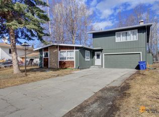 6911 Foothill Dr, Anchorage, AK 99504
