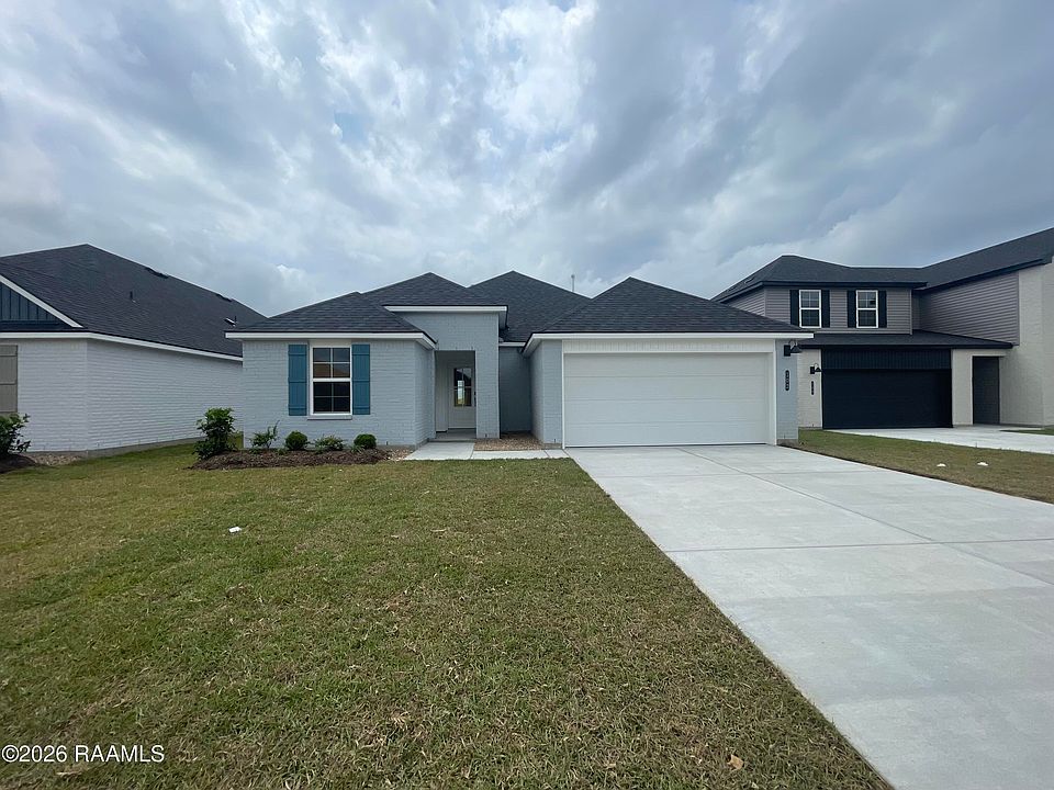 1st image of 102 Esson Dr
