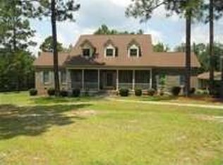 781 Booth Pond Rd, Raeford, NC 28376