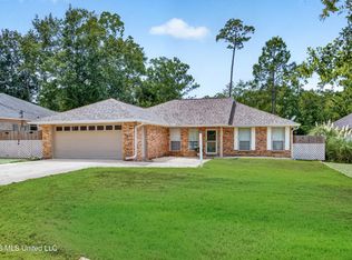 79297 Diamondhead Dr E, Diamondhead, MS 39525