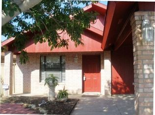 10305 Cheetah Ln, Laredo, TX 78045