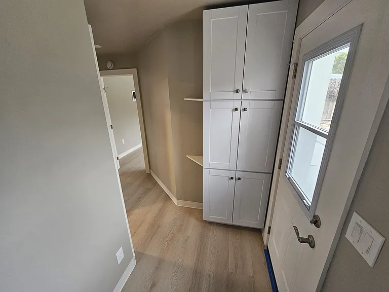 423 Whidbey St — Photo 8