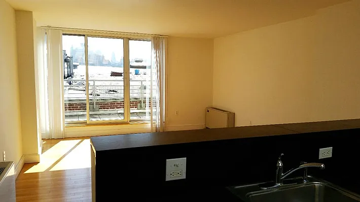 Rented by The Durst Organization | media 15