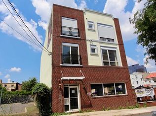 47 Union St #1F, Newark, NJ 07105
