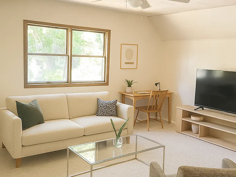 434 S Black Ave #3 — Photo 1