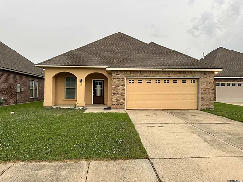 4414 Olivia Dr Photo 1