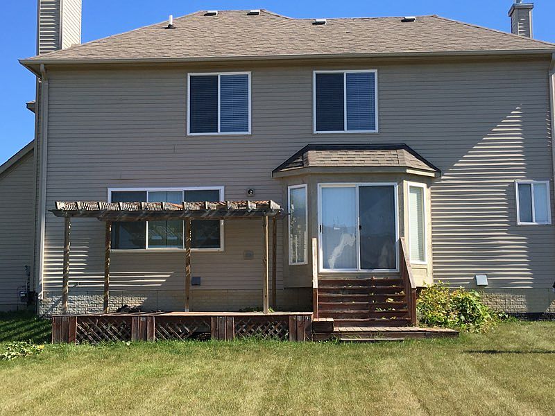 2nd image of 1420 Deer Creek Trl