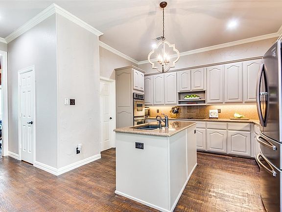 5th image of 4681 Penbrook Ct