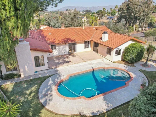 13775 Whispering Meadows Ln, Jamul, CA 91935