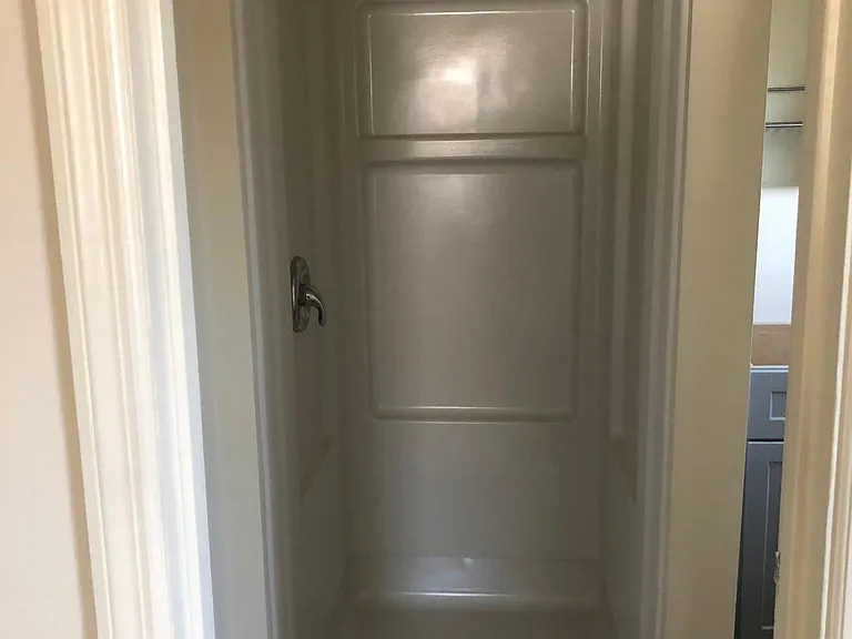1005 Sunrise Dr #2 — Photo 2
