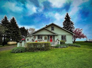 2109 S Lakeshore Rd, Harbor Beach, MI 48441