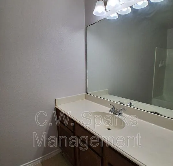 13651 Biggs St — Photo 13