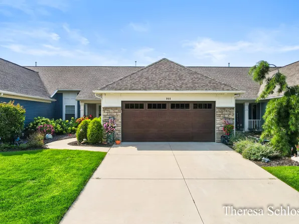 944 Bellview Meadow Dr SW #28, Byron Center, MI 49315