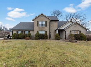 1916 Greenbrier Dr, Cape Girardeau, MO 63701