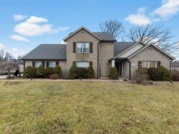 1916 Greenbrier Dr, Cape Girardeau, MO 63701