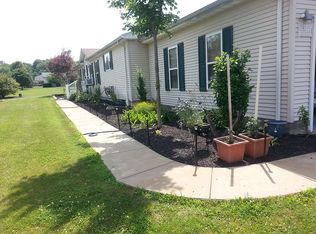 140 Louis Blvd, Cortland, OH 44410