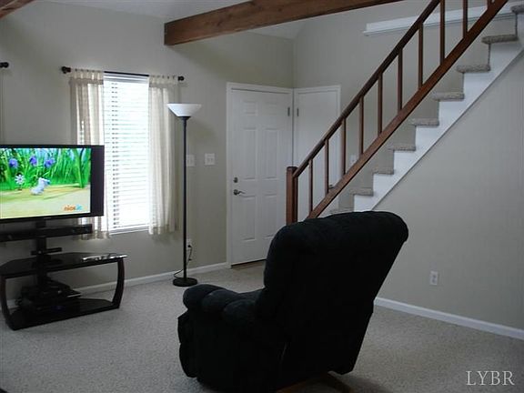 4th image of 101 Bridgeton Ct