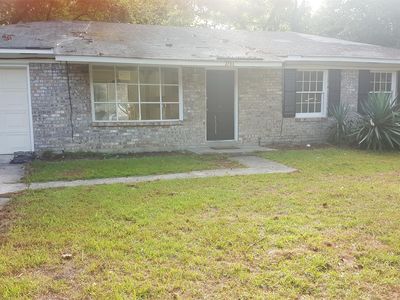 2703 Riverside Ln, Cayce, SC, 29033