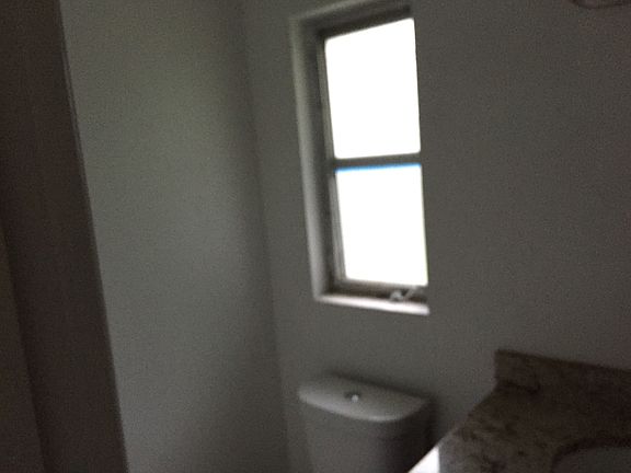 4th image of 209 Glendale Dr