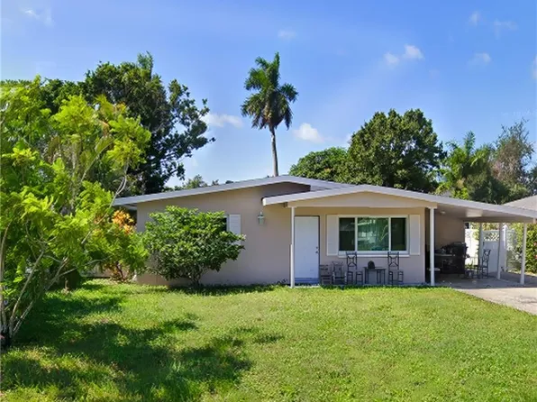 1236 Cooper DR, NAPLES, FL 34103