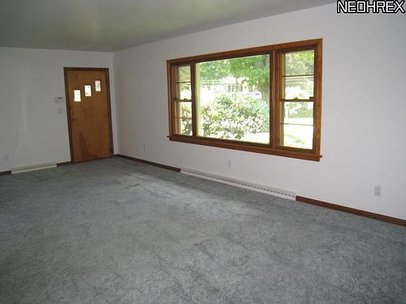2nd image of 5867 Woodward Dr