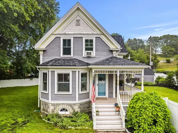 159 Essex Ave, Gloucester, MA 01930