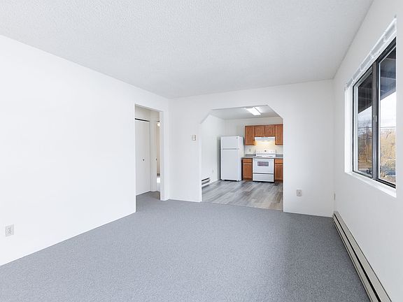 4th image of 555 Dameron Dr #7