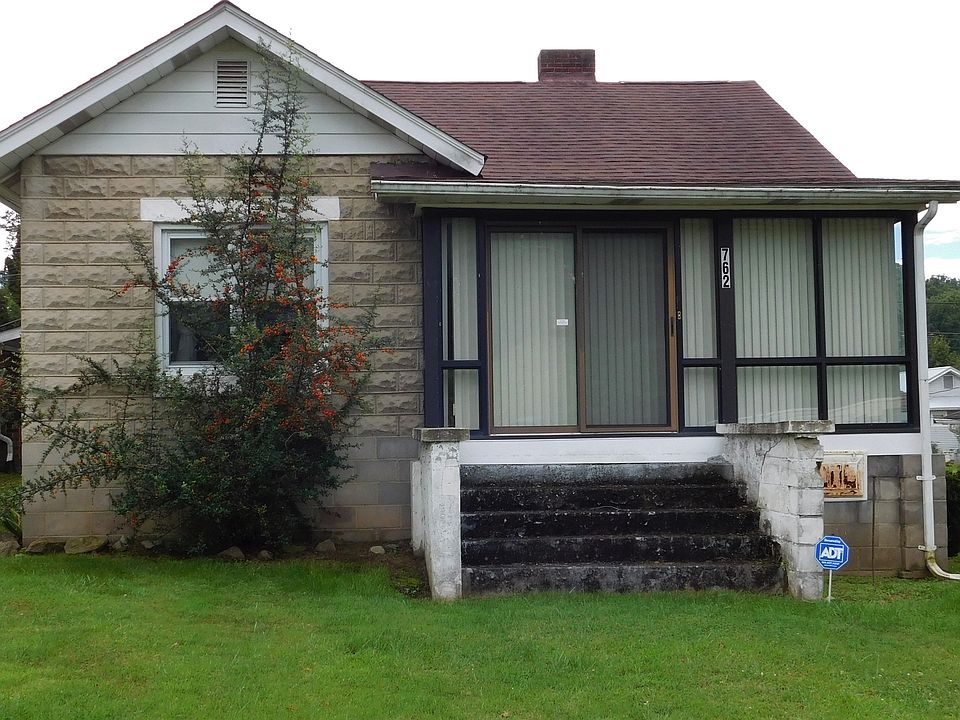 1st image of 762 Clintwood Main St