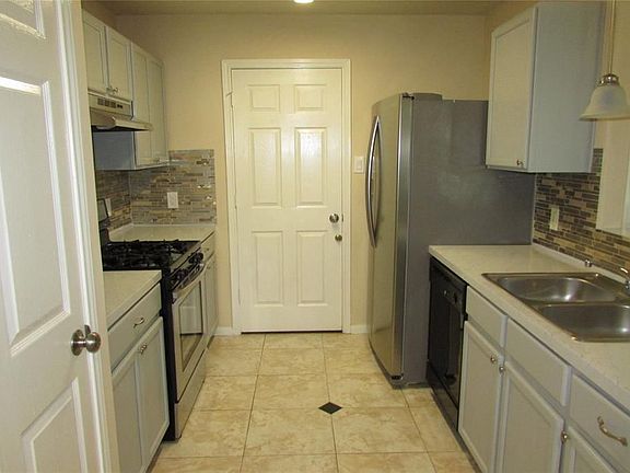 5th image of 13015 Garlenda Ln