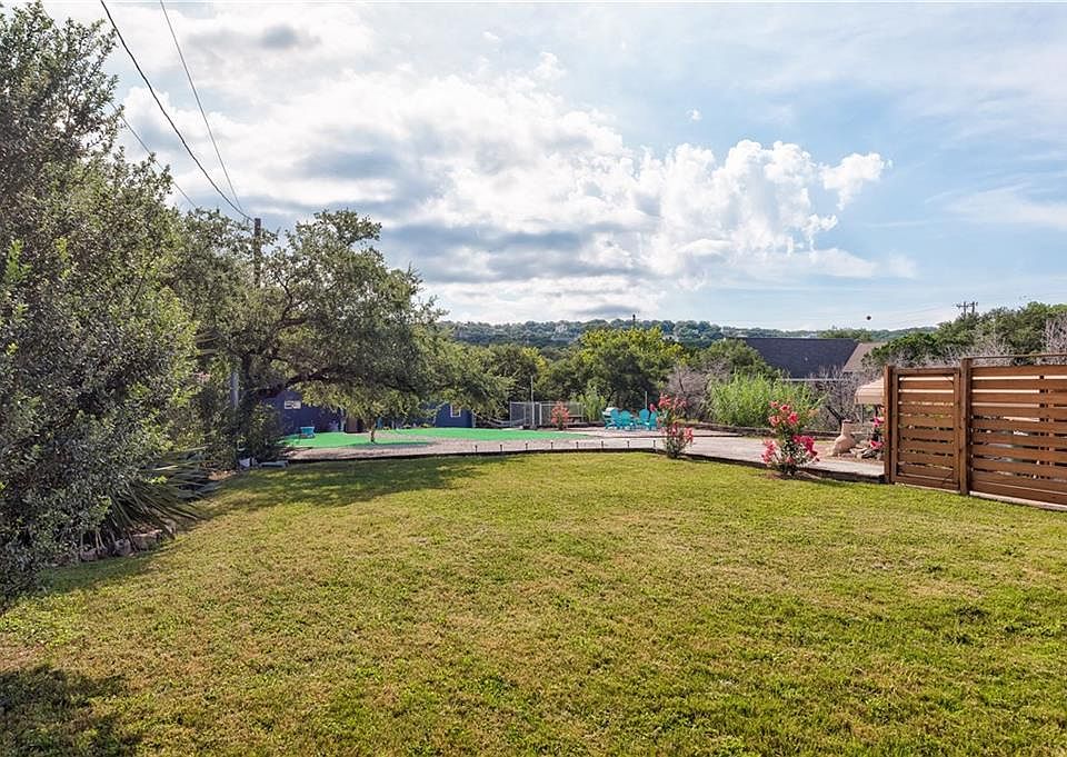 1st image of 22112 Briarcliff Dr