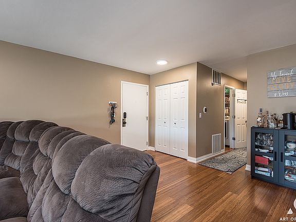 5th image of 6234 Trinity Dr Unit 2C