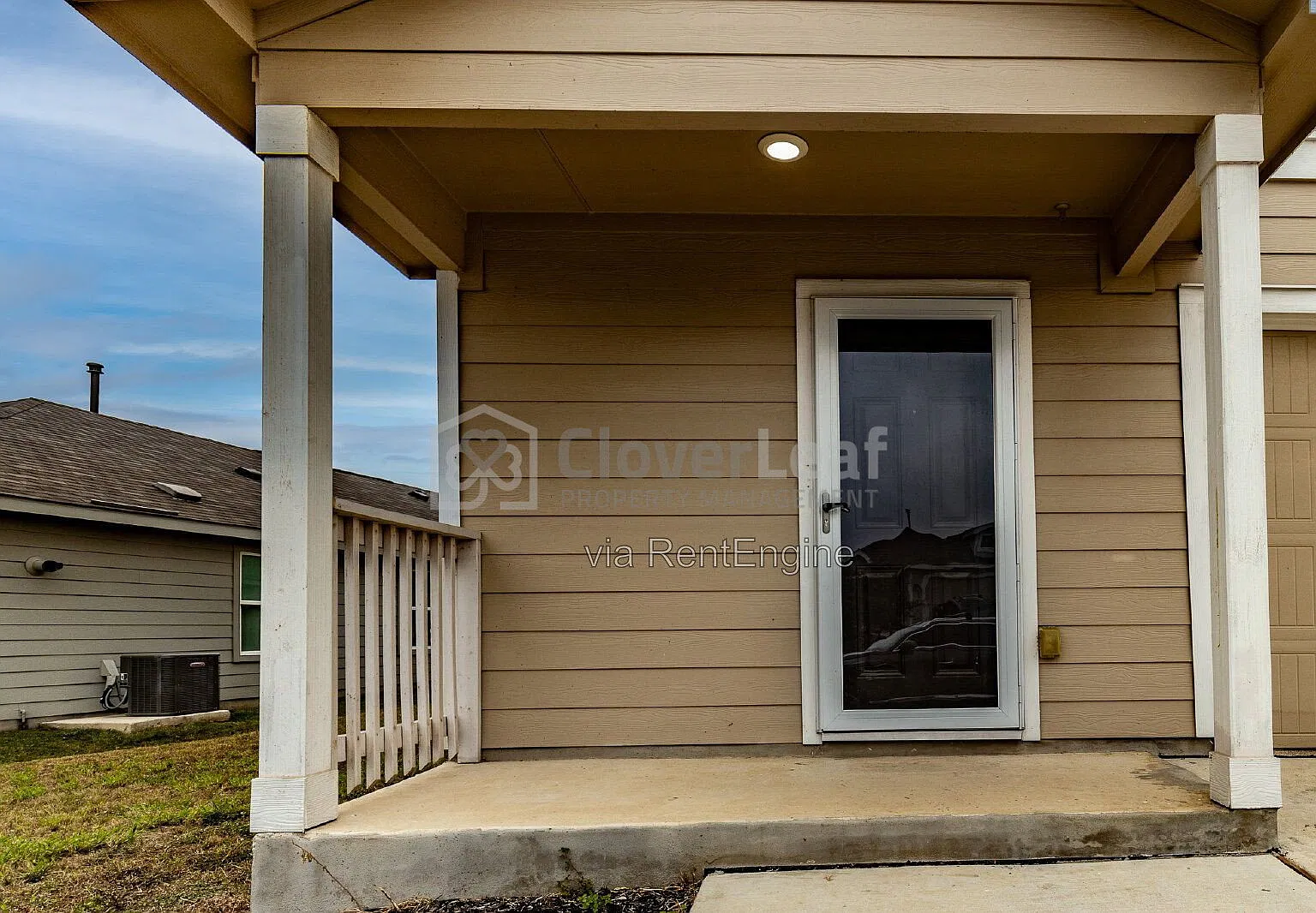 4 bed, 2.5 bath, 1946 sqft, $1,697 — Photo 4