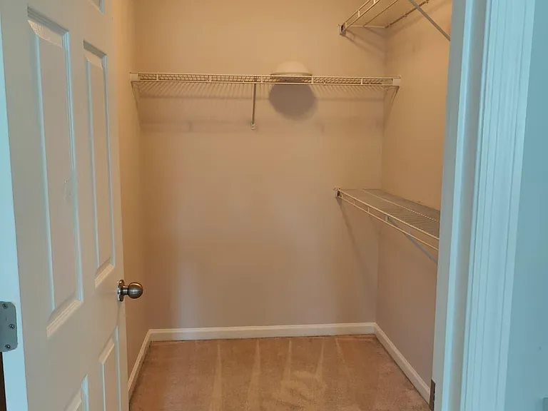 534 Richmond Dr — Photo 24