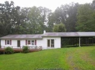 25 Trailblazer Ln, Hedgesville, WV 25427