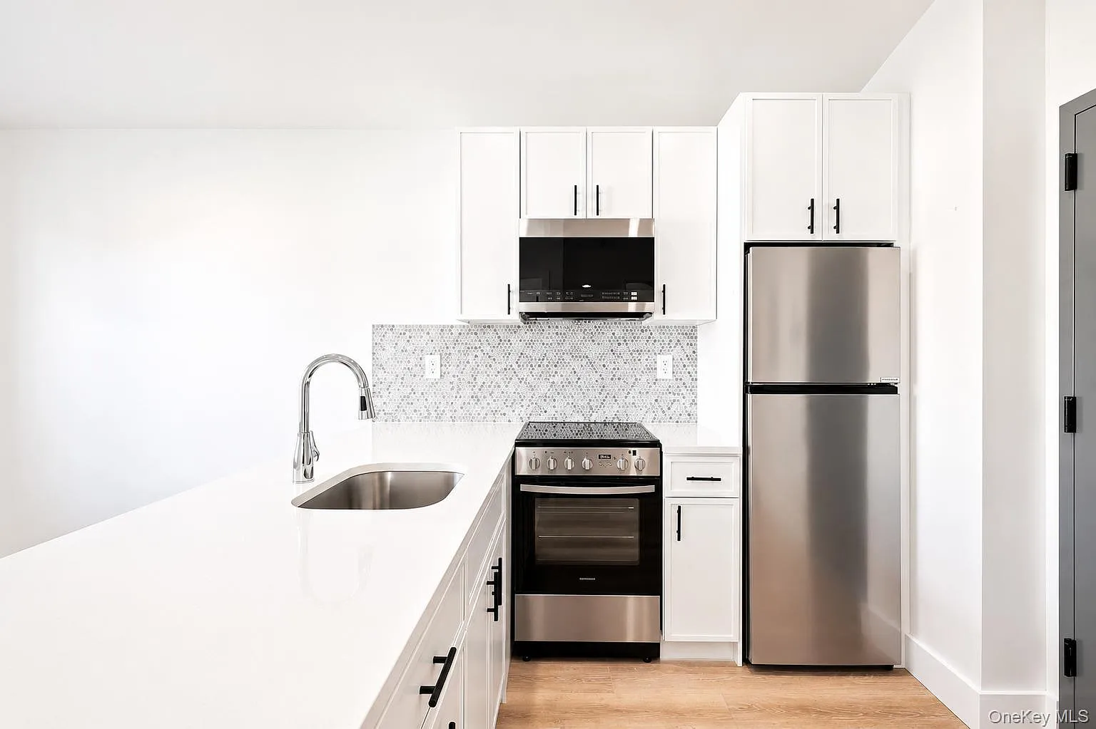 1 bed, 1.0 bath, 491 sqft, $1,875 — Photo 4
