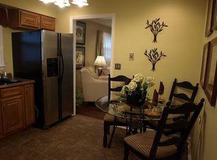 2319 Horeb Ave, Zion, IL 60099