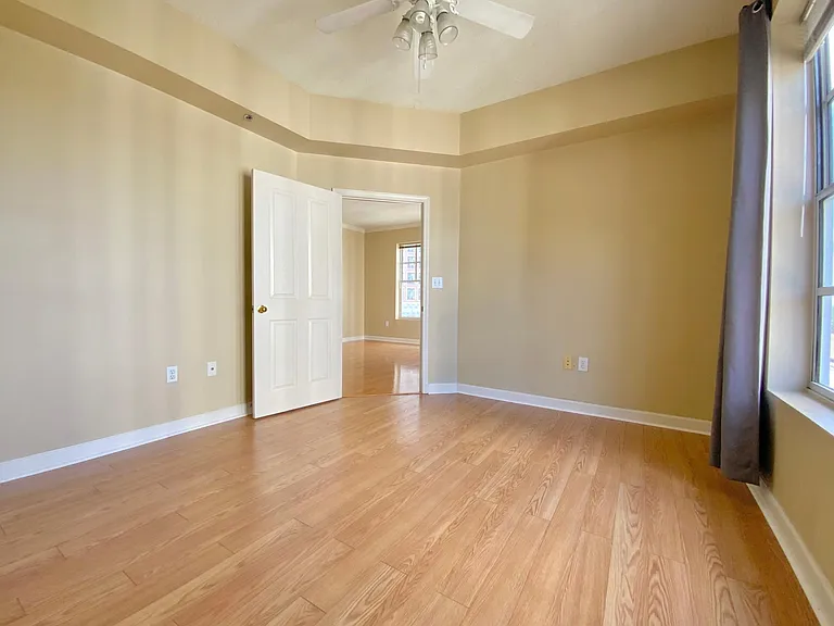 1101 Juniper St NE #932 — Photo 4