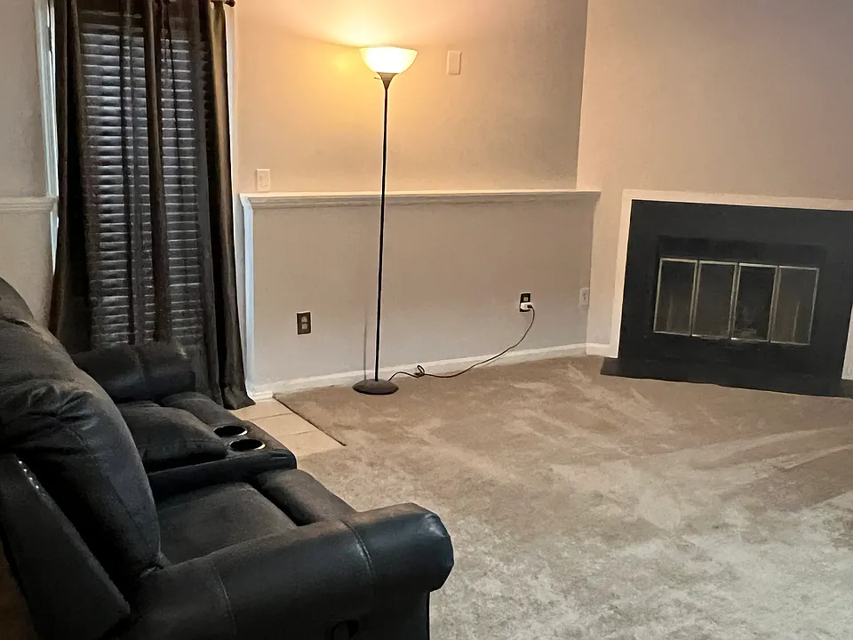 44013 Ferncliff Ter