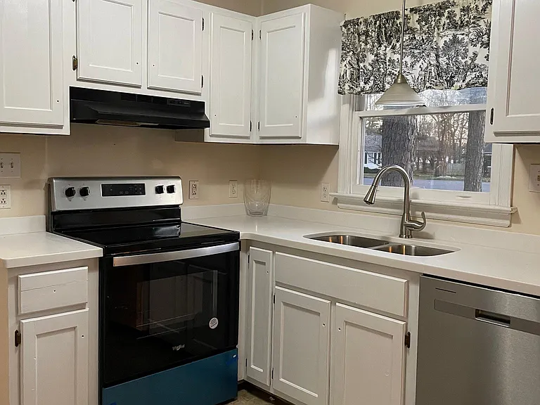 2609 Tavern Way — Photo 18
