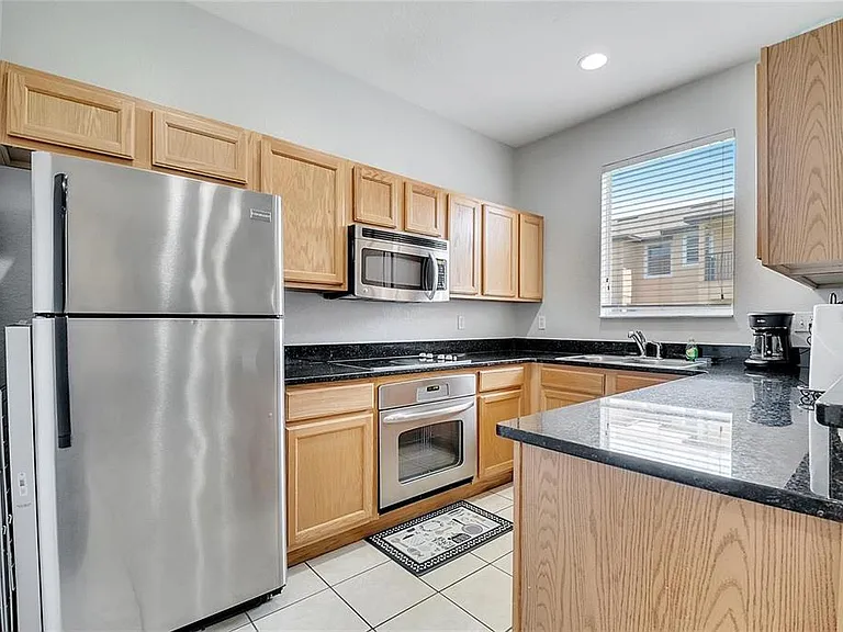 2713 Bushman Dr — Photo 31