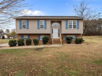 120 Rockwell Place Ct, Tobaccoville, NC, 27050