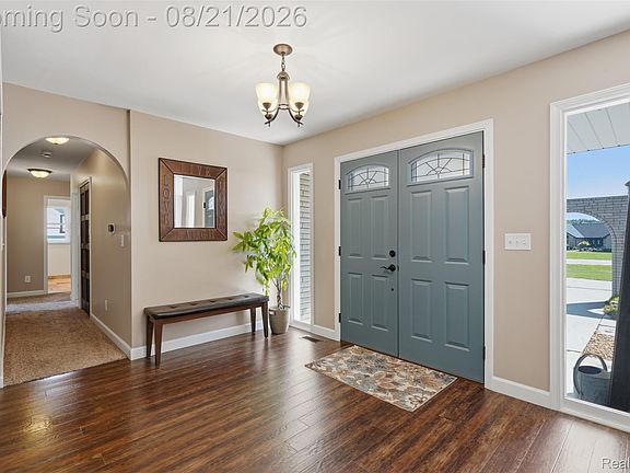 5th image of 10528 Blaine Rd