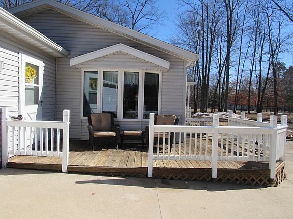 3rd image of 316 Driftwood Cir