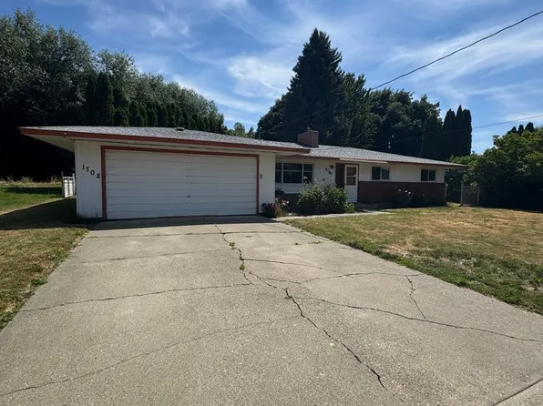 1702 College Pl, Ellensburg, WA 98926