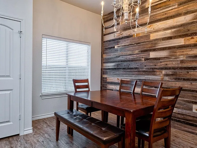 10408 Fulton Ave — Photo 7