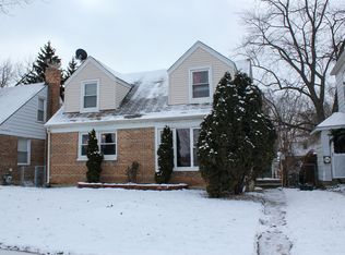 810 Gardner Rd, Westchester, IL 60154