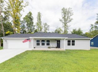 46 Sherwood Ln, Bedford, IN 47421
