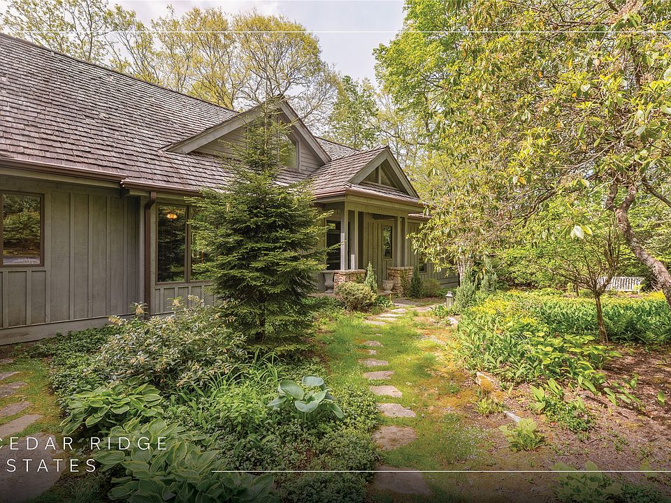 1st image of 77 Headwater Drive